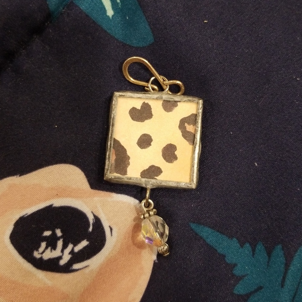 Pendant - Picture 2 of 2